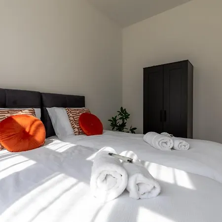 10 Min From Efteling And Apartment