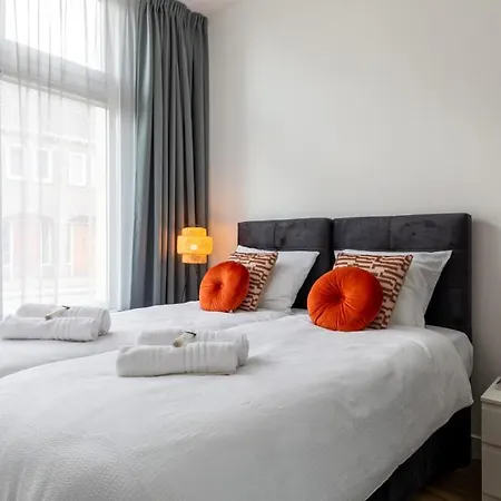 10 Min From Efteling And Apartment